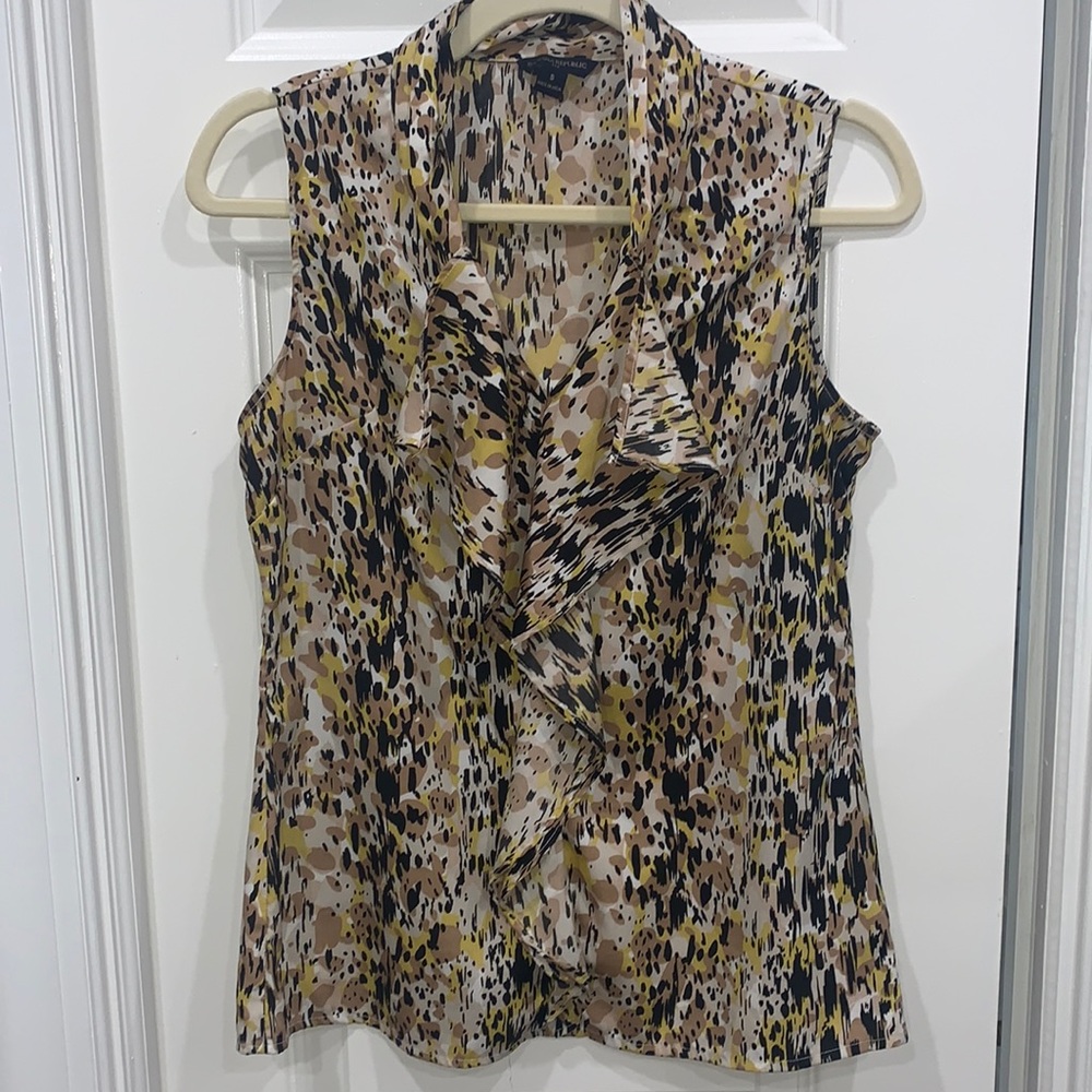 Banana Republic Sleeveless Ruffle Front Top - Beige, Black, Yellow NEW